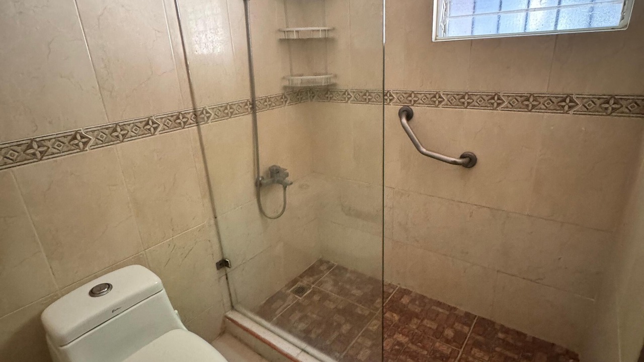 Photo of Bathroom in Viejo Arroyo Hondo