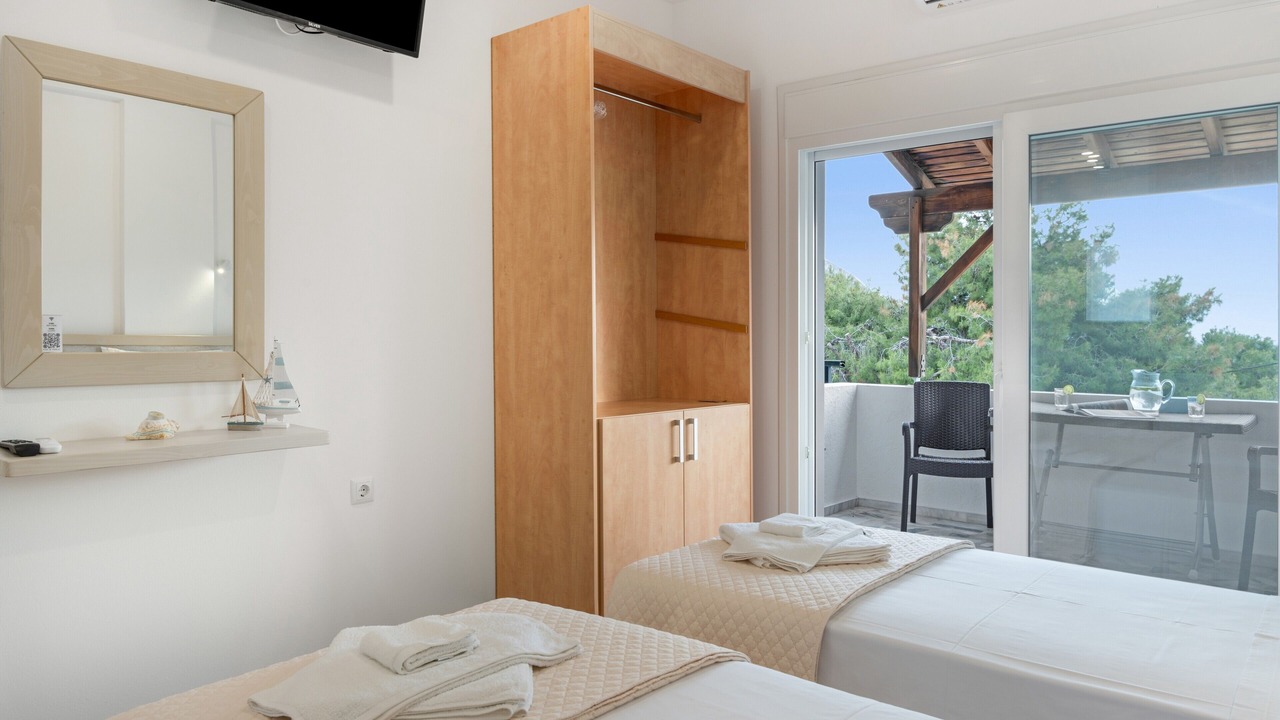 Photo of Bedroom in Panormos