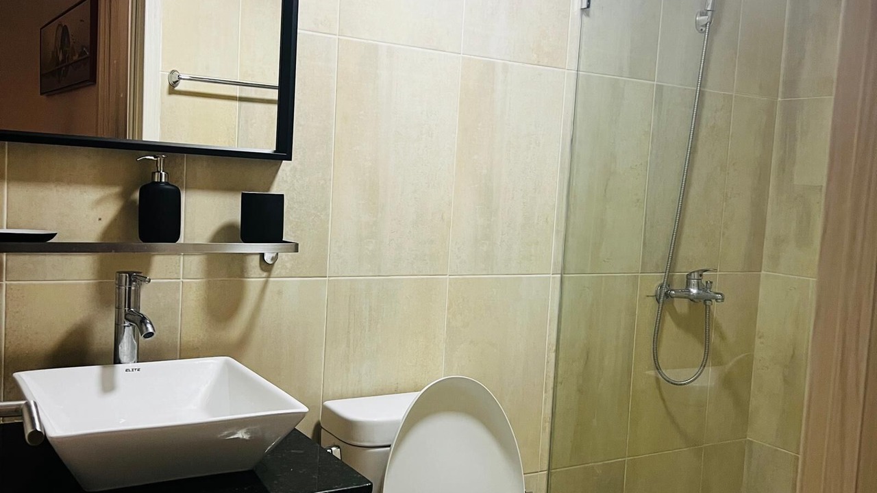 Photo of Bathroom in Veron