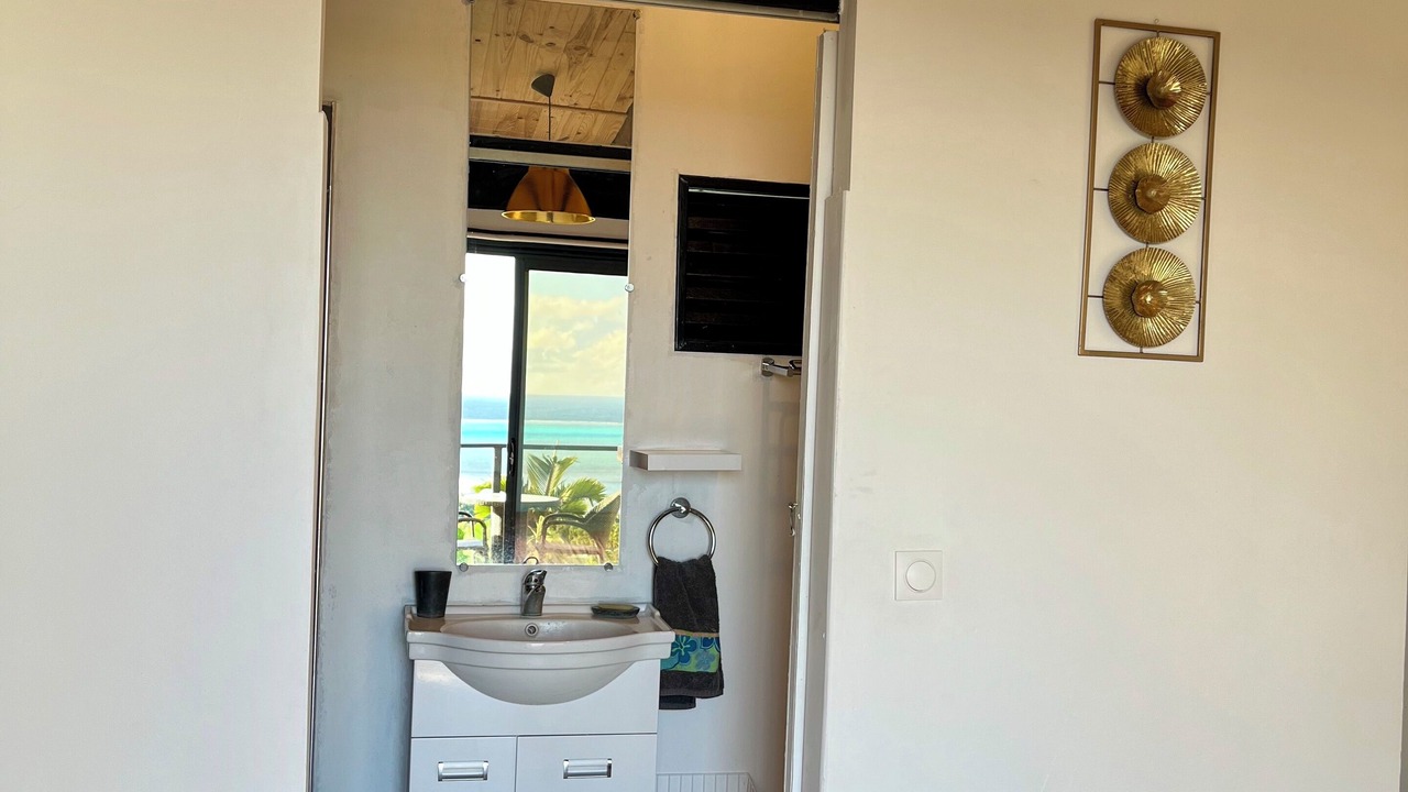 Photo of Bedroom in Moorea-Maiao