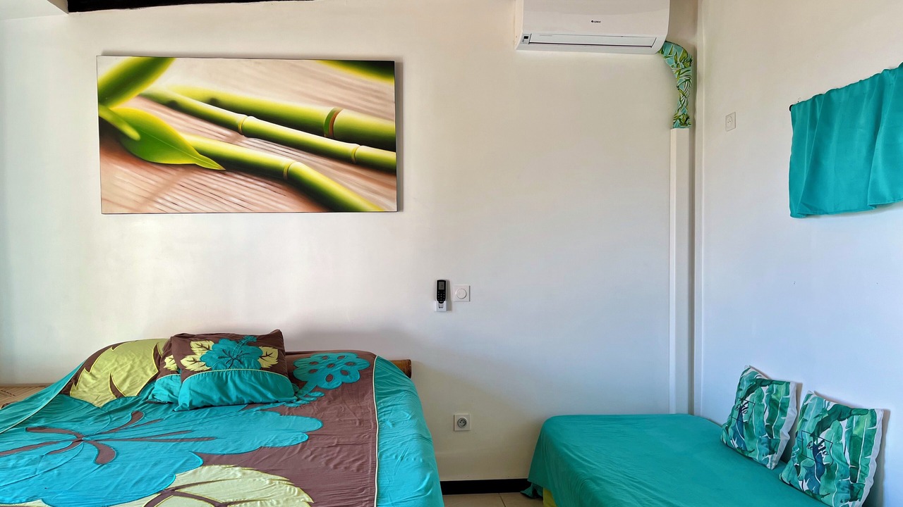 Photo of Bedroom in Moorea-Maiao