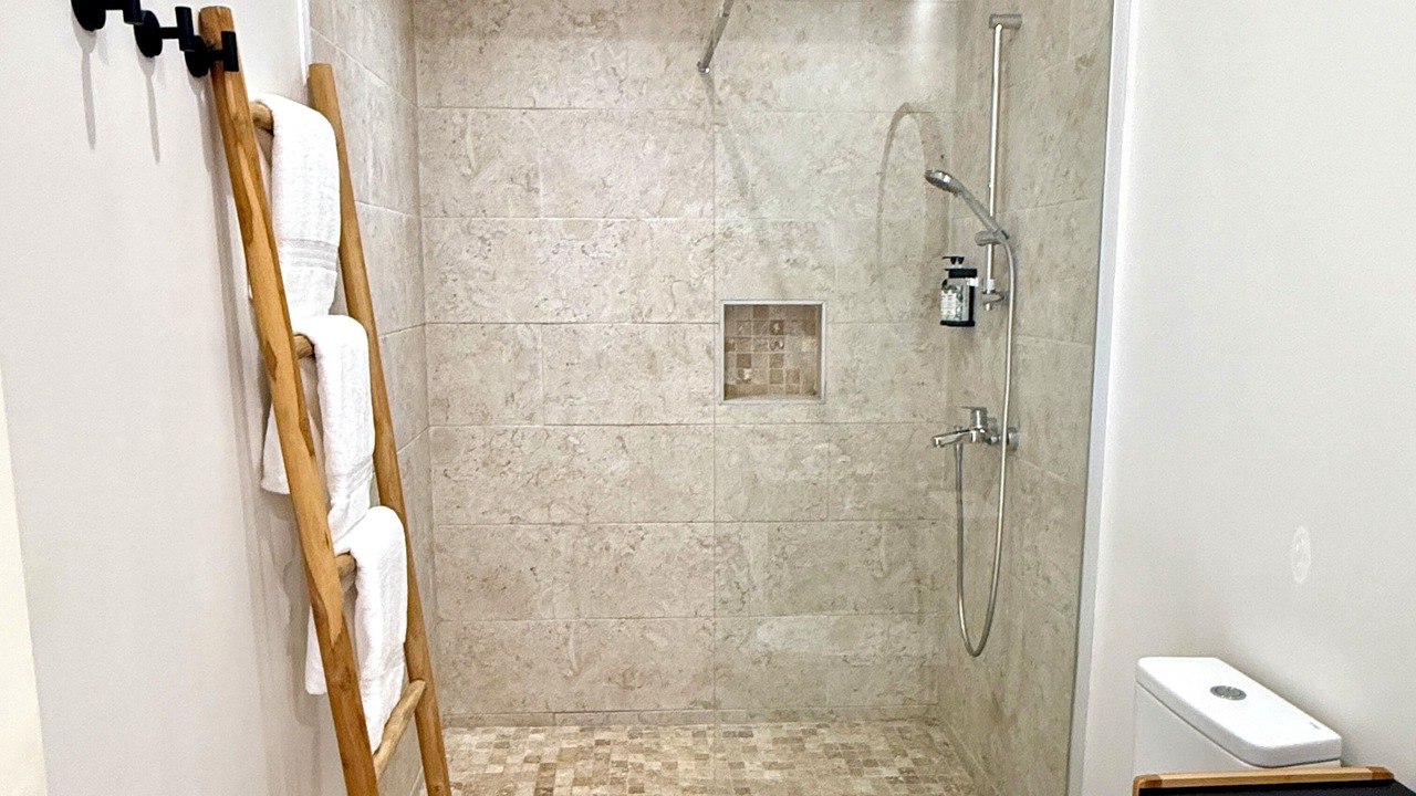 Photo of Bathroom in Moorea-Maiao