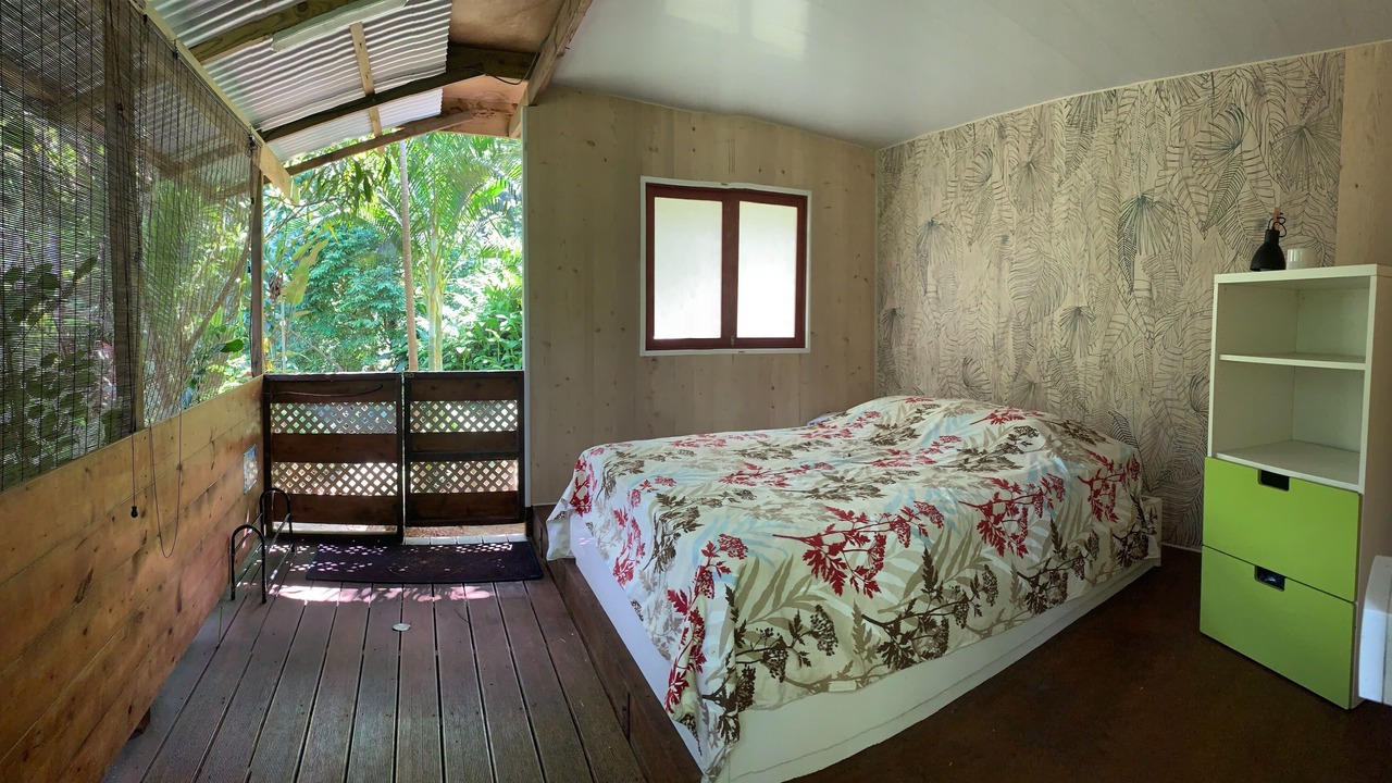 Photo of Bedroom in Ha'apiti