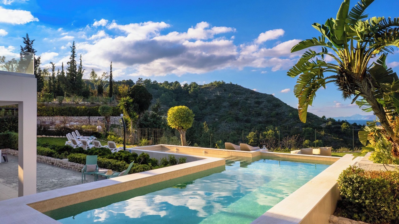 Photo of Outdoor in Ixia