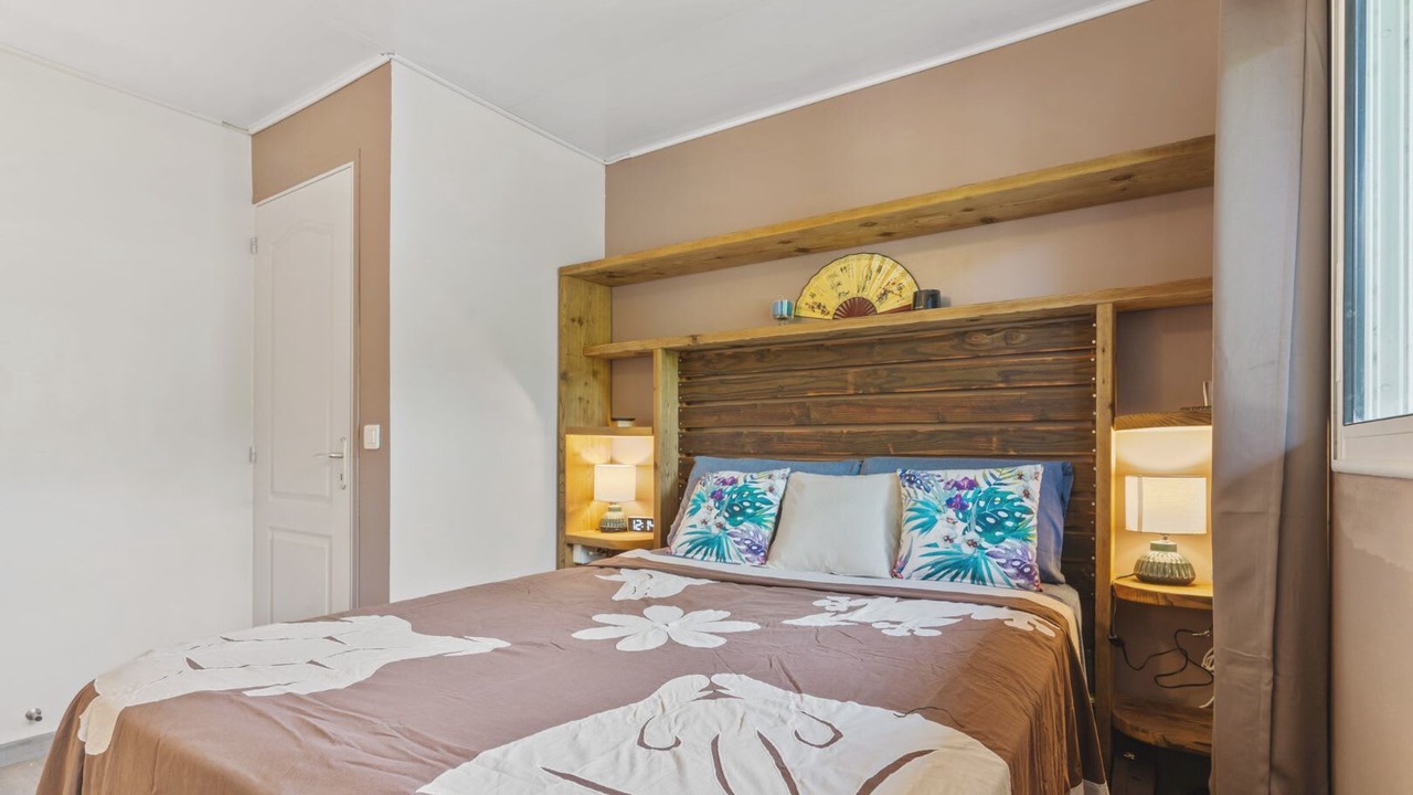 Photo of Bedroom in Moorea-Maiao