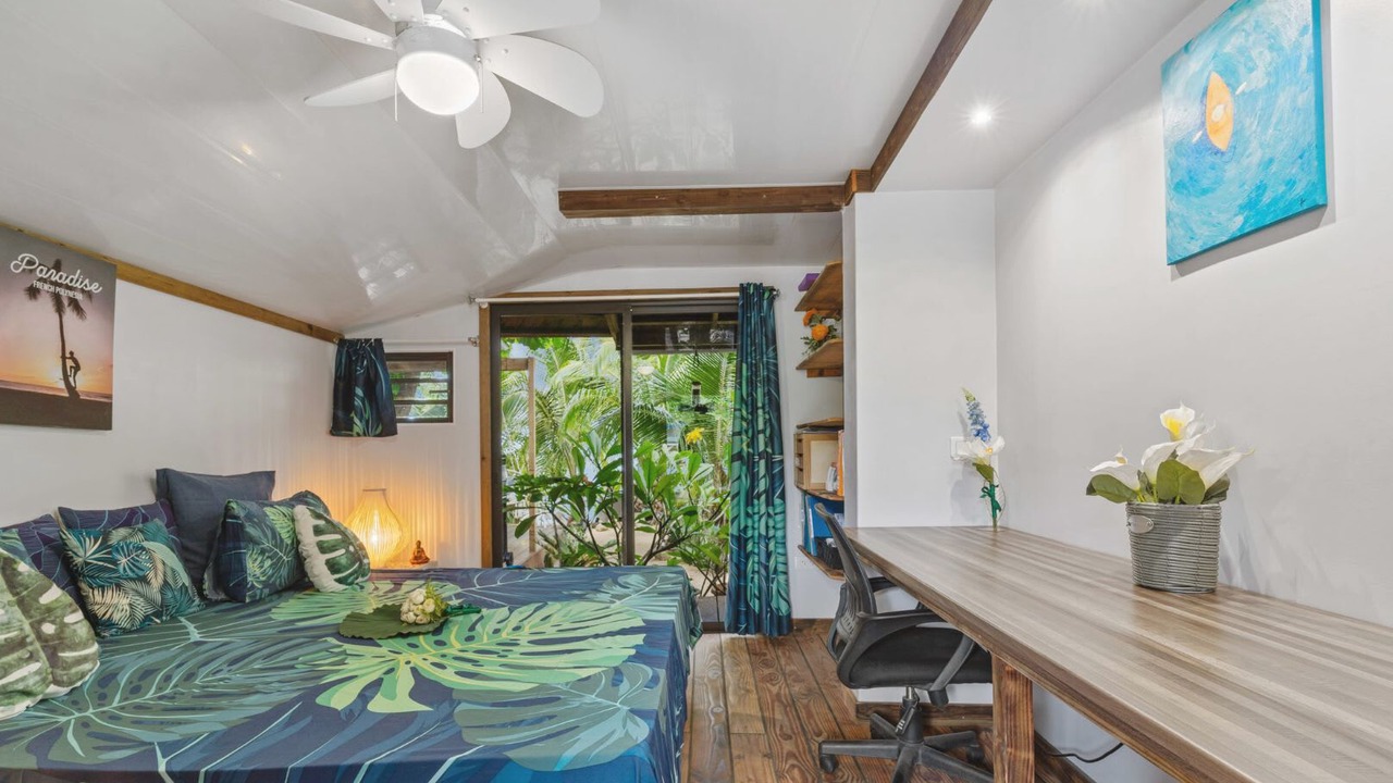 Photo of Bedroom in Moorea-Maiao