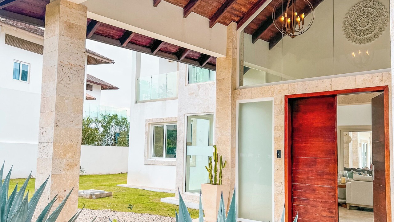 Photo of Outdoor in Los Brazos