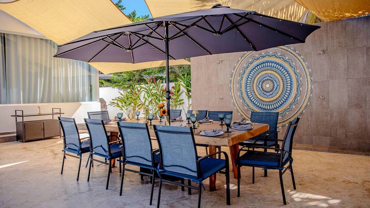 Photo of Outdoor in Los Cerros