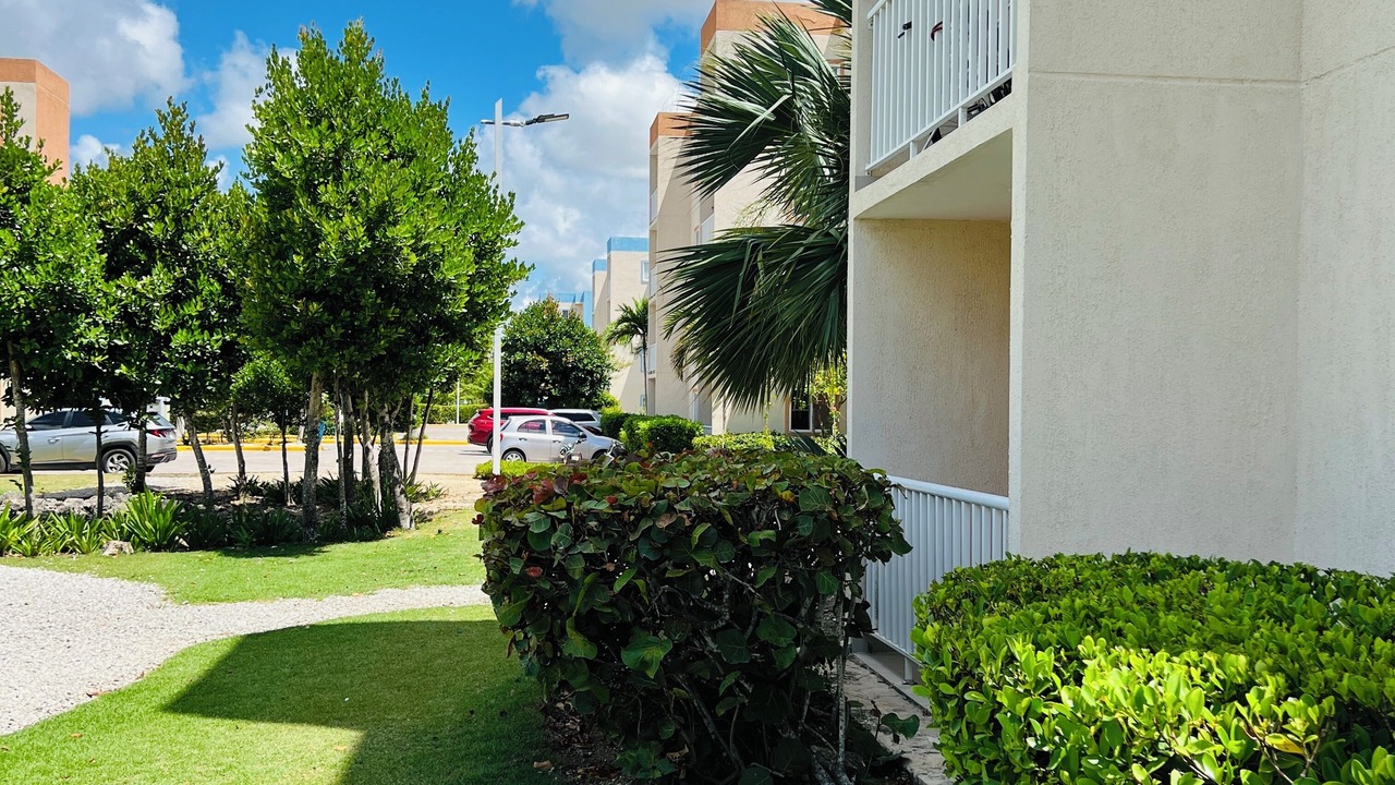Photo of Outdoor in Veron