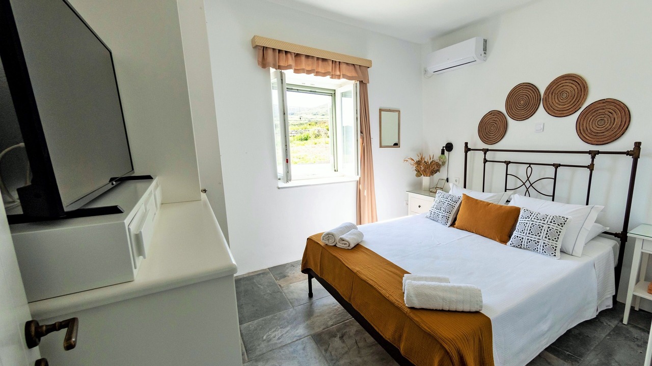 Photo of Bedroom in Naousa