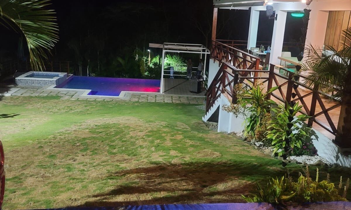 Photo of Outdoor in Pedro Brand