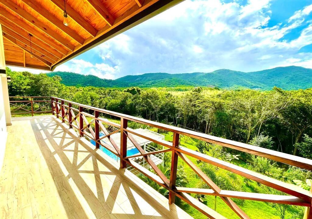 Photo of Outdoor in Pedro Brand