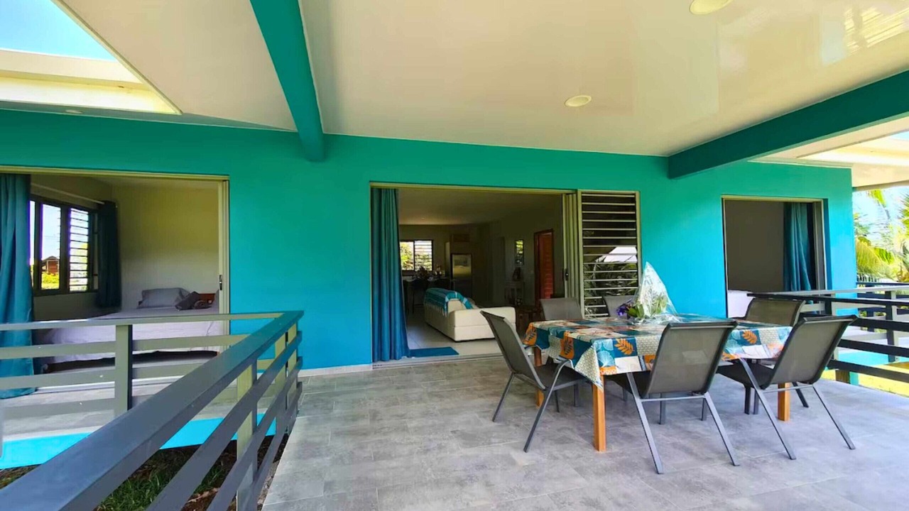 Photo of Outdoor in Teahupo'o