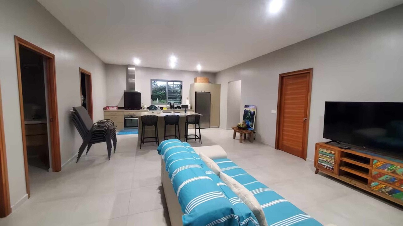 Photo of Livingroom in Teahupo'o