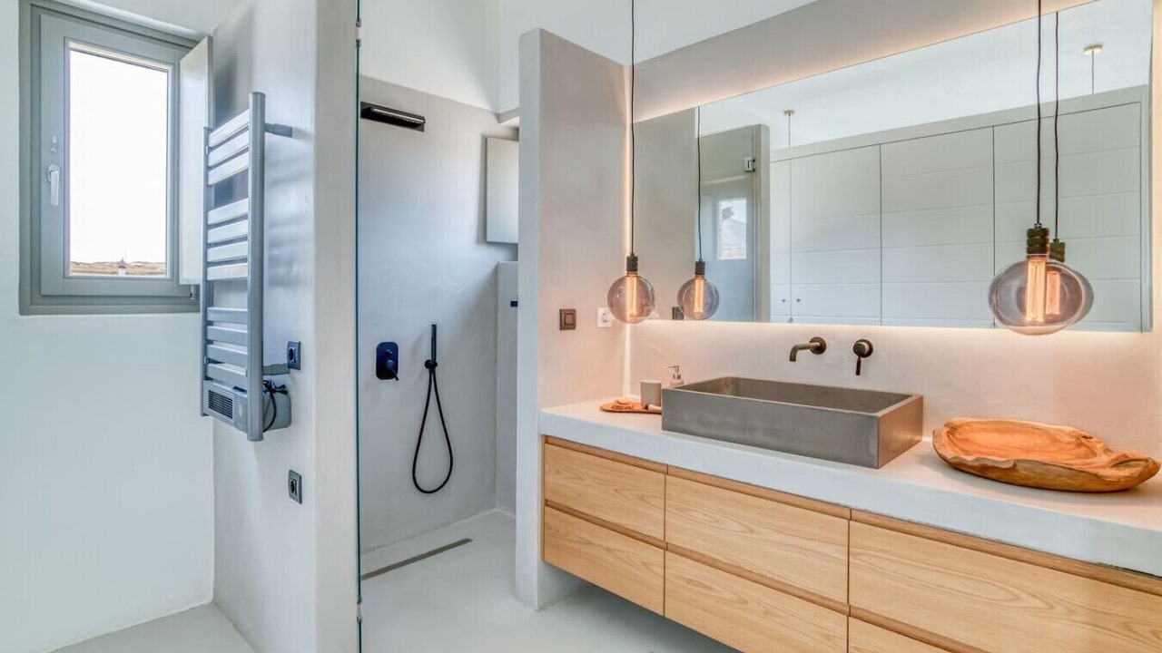 Photo of Bathroom in Piso Livadi