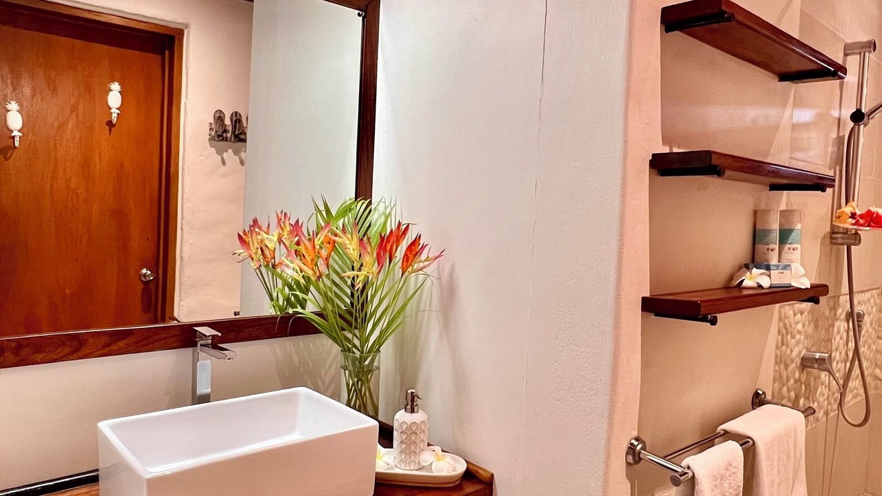 Photo of Bathroom in Tagaqe