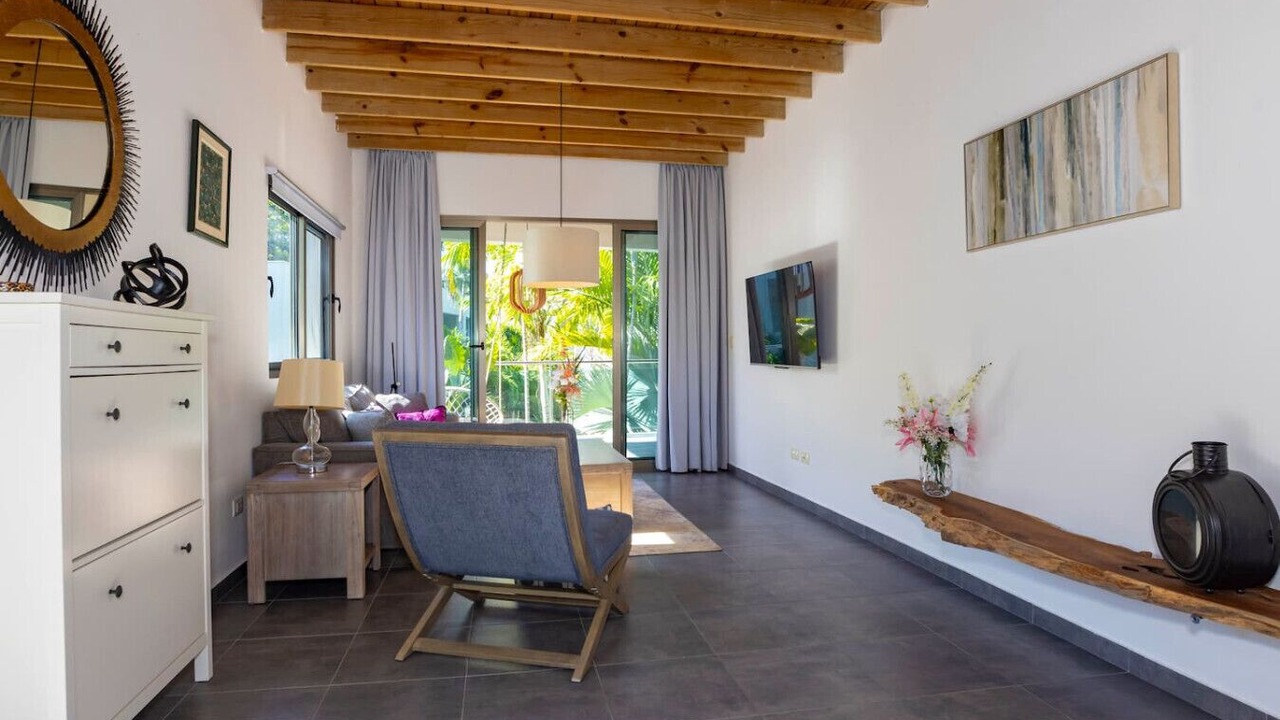 Photo of Livingroom in ProCab