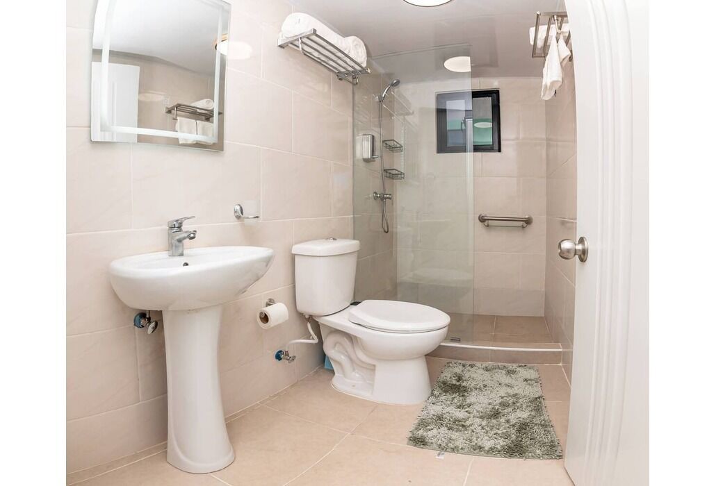 Photo of Bathroom in Montellano