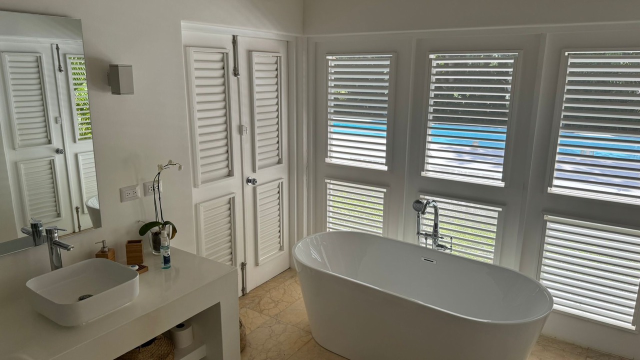 Photo of Bathroom in Los Lagos