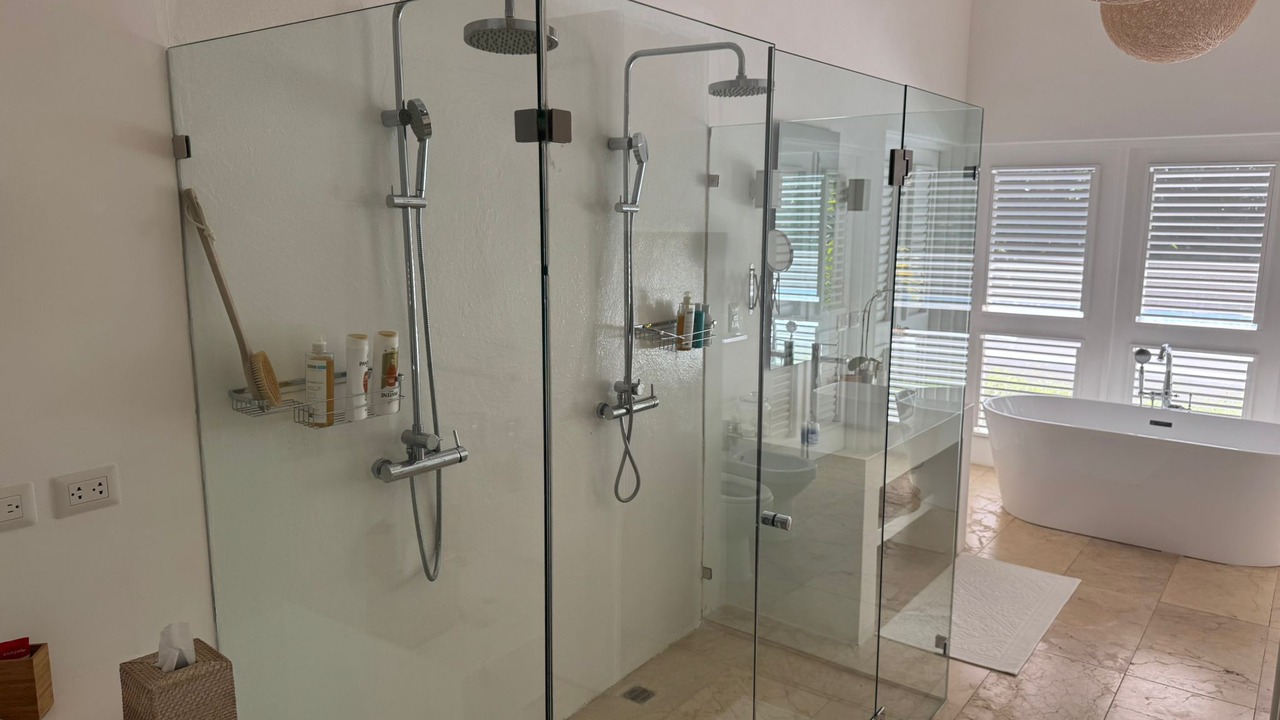 Photo of Bathroom in Los Lagos