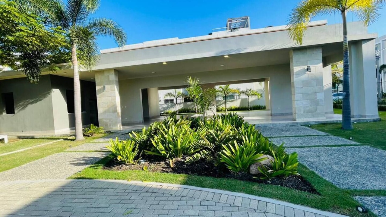 Photo of Outdoor in Llanos de Gurabo I
