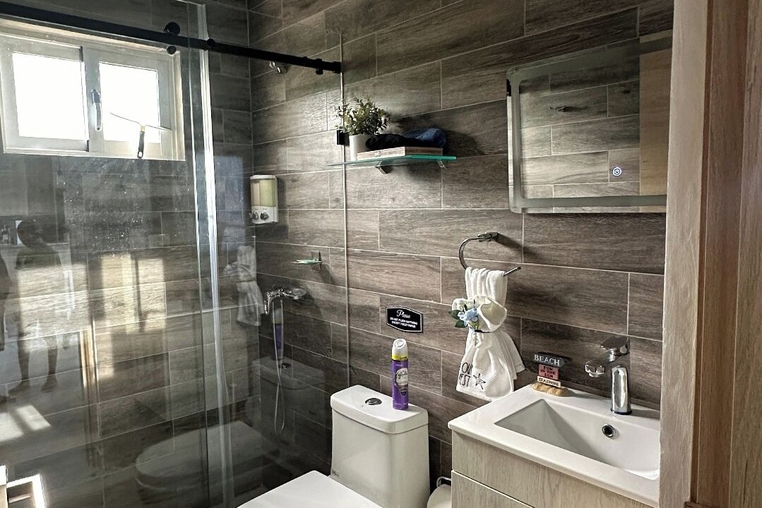 Photo of Bathroom in El Callejon