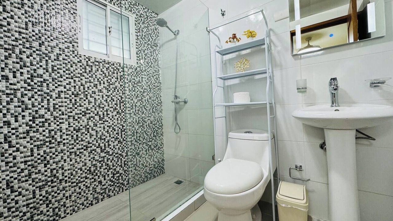 Photo of Bathroom in Llanos de Gurabo I