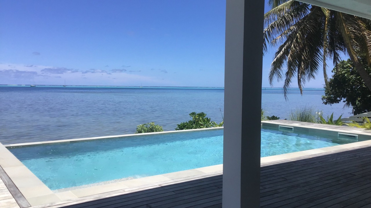 Photo of Outdoor in Teahupoo