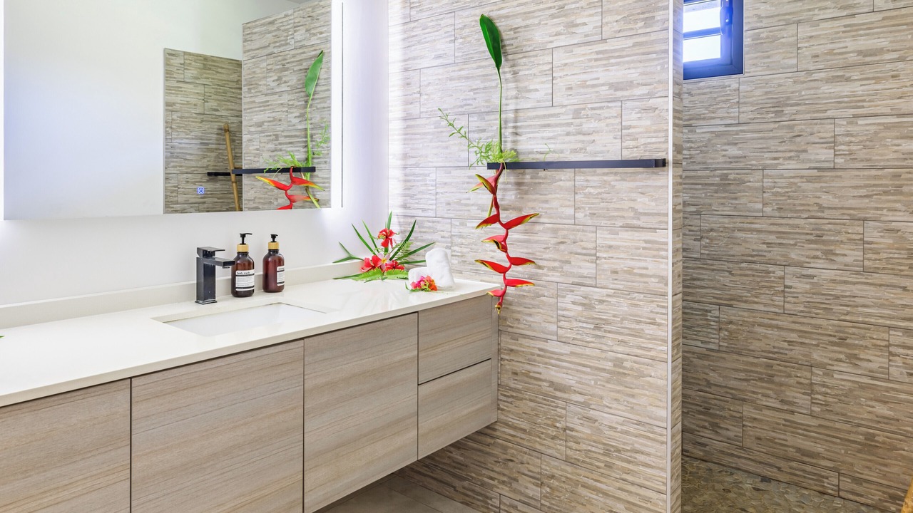 Photo of Bathroom in Moorea-Maiao