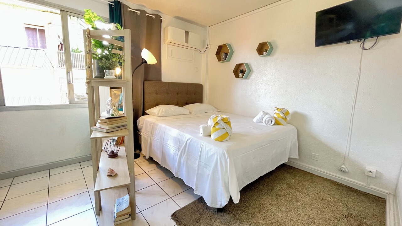 Photo of Bedroom in Pa'ofa'i