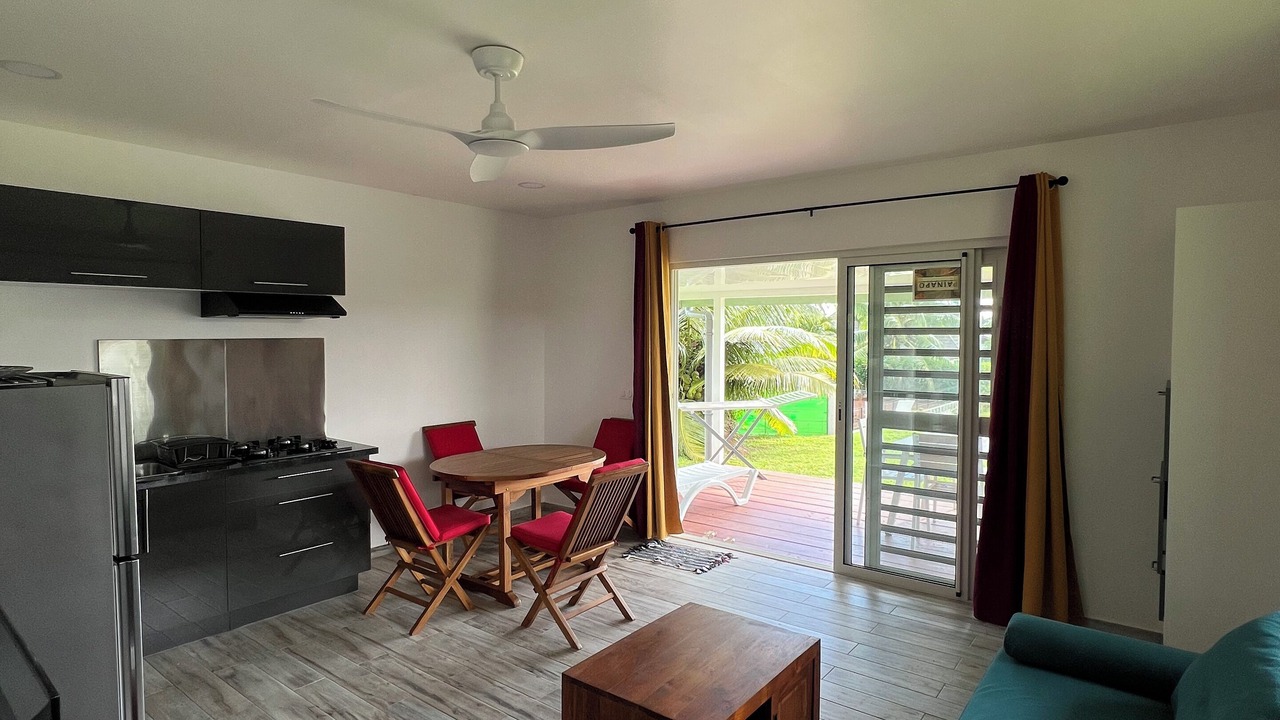 Photo of Livingroom in Teahupoo