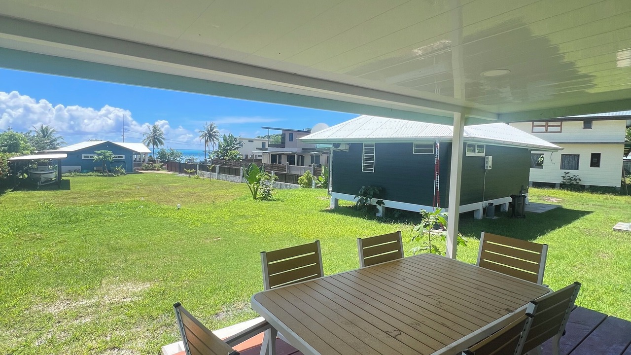 Photo of Outdoor in Teahupoo