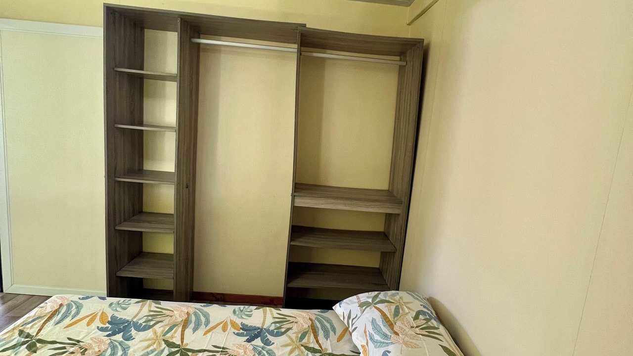 Photo of Bedroom in Teahupoo