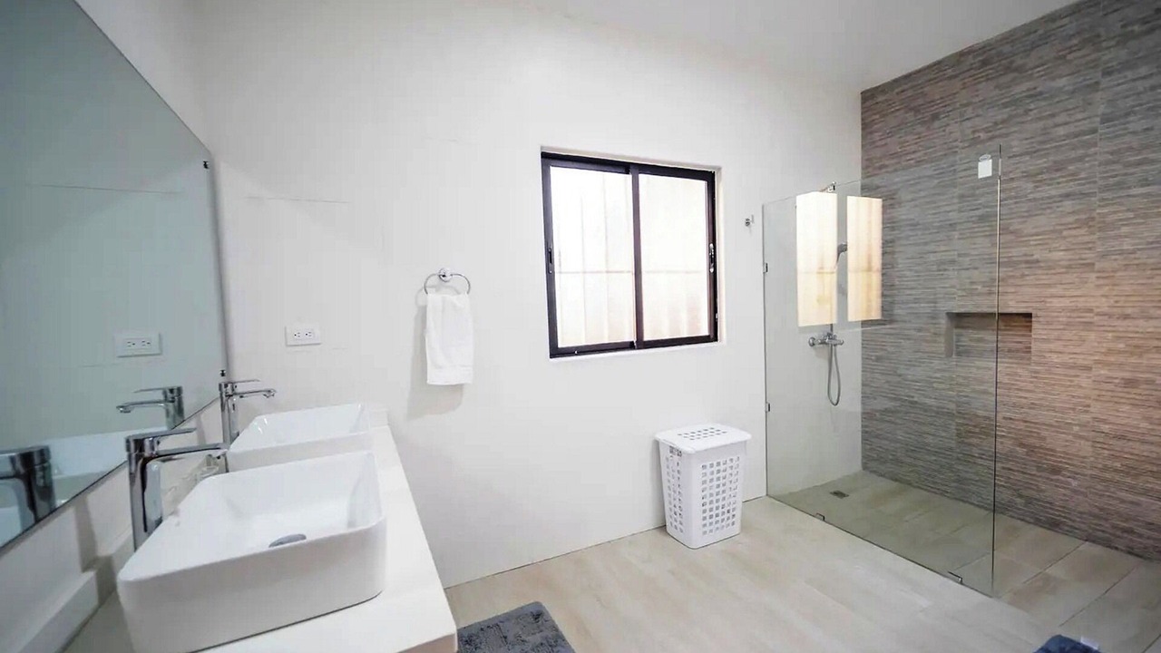 Photo of Bathroom in La Esplanada