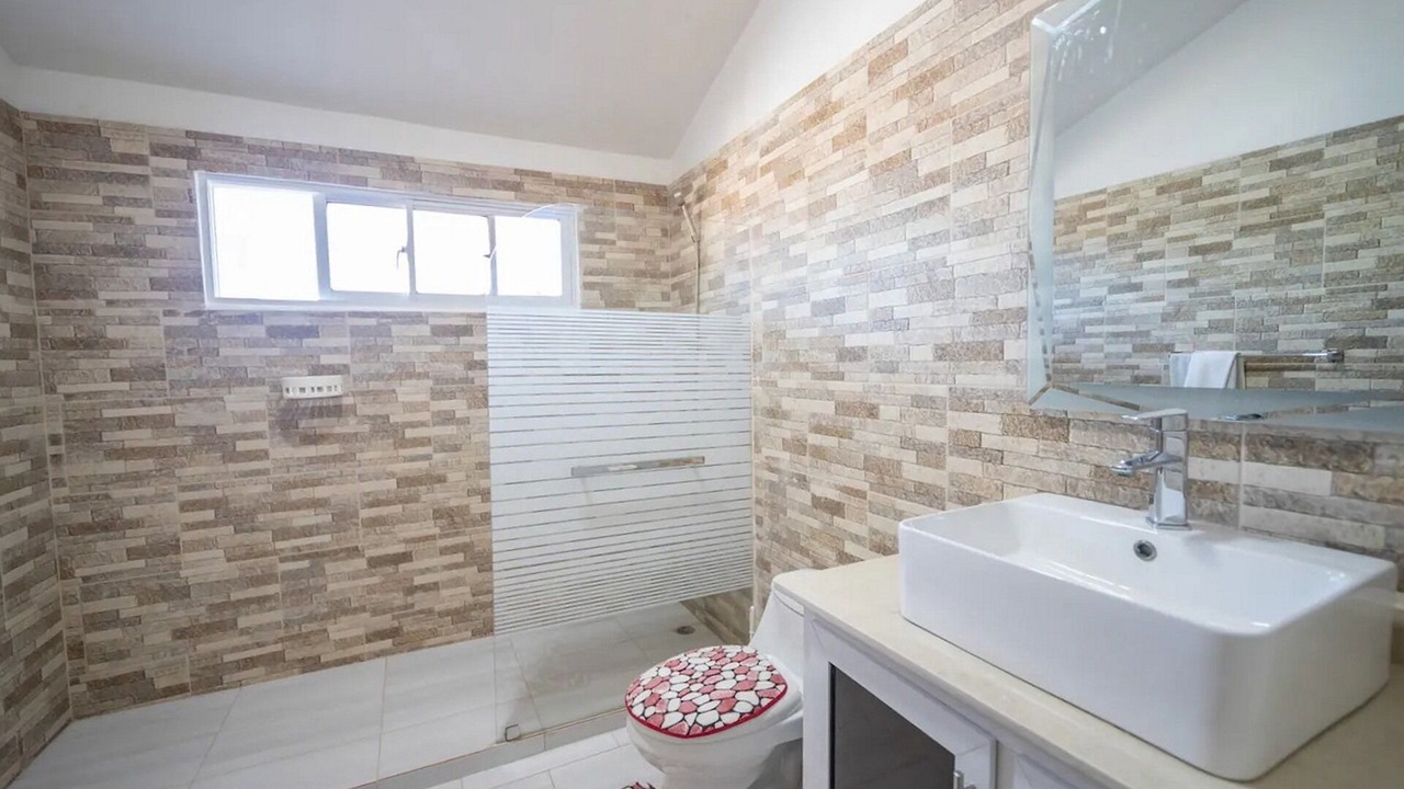 Photo of Bathroom in Playa Chiquita