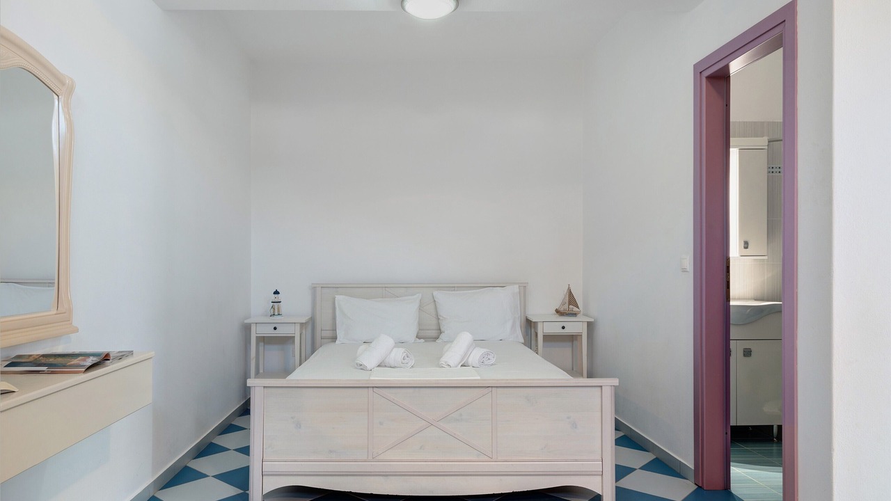 Photo of Bedroom in Katapola