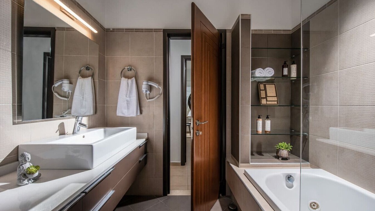 Photo of Bathroom in Stalida