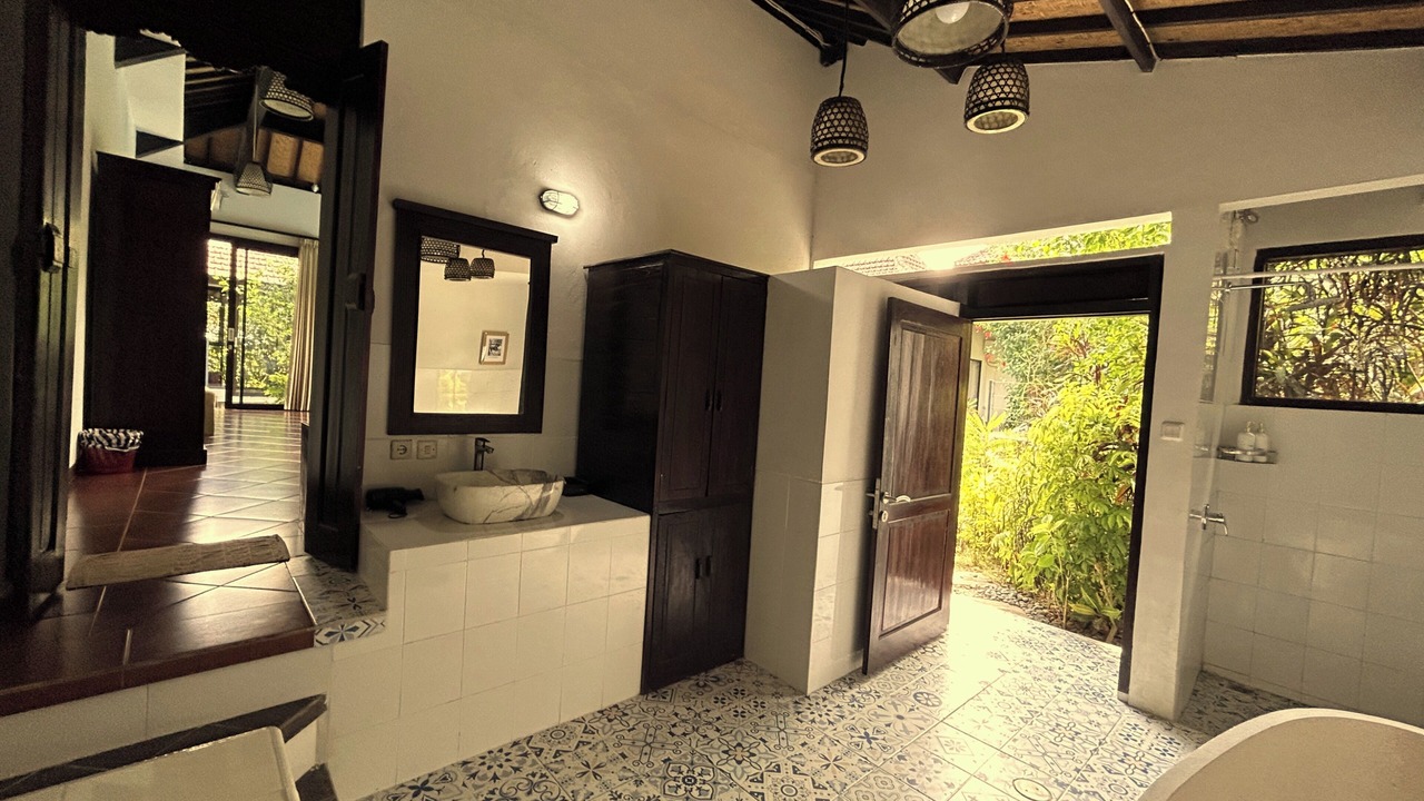 Photo of Bathroom in Lodtunduh
