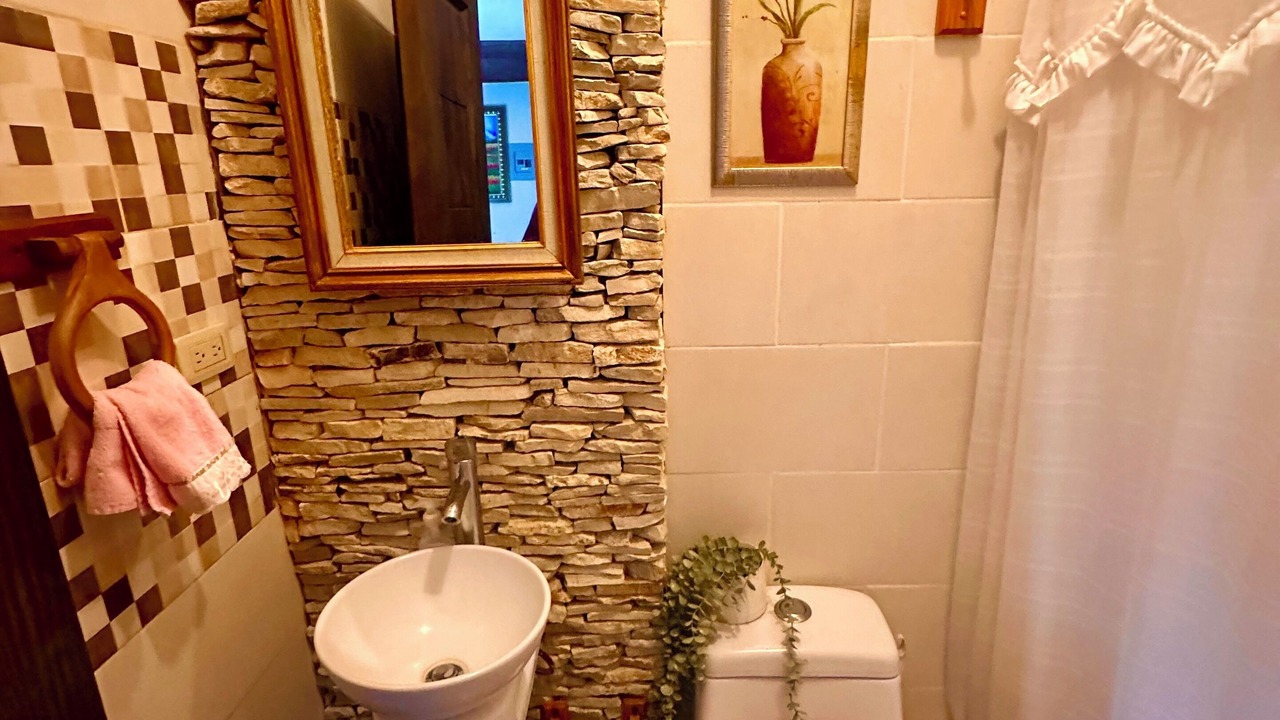 Photo of Bathroom in La Joya