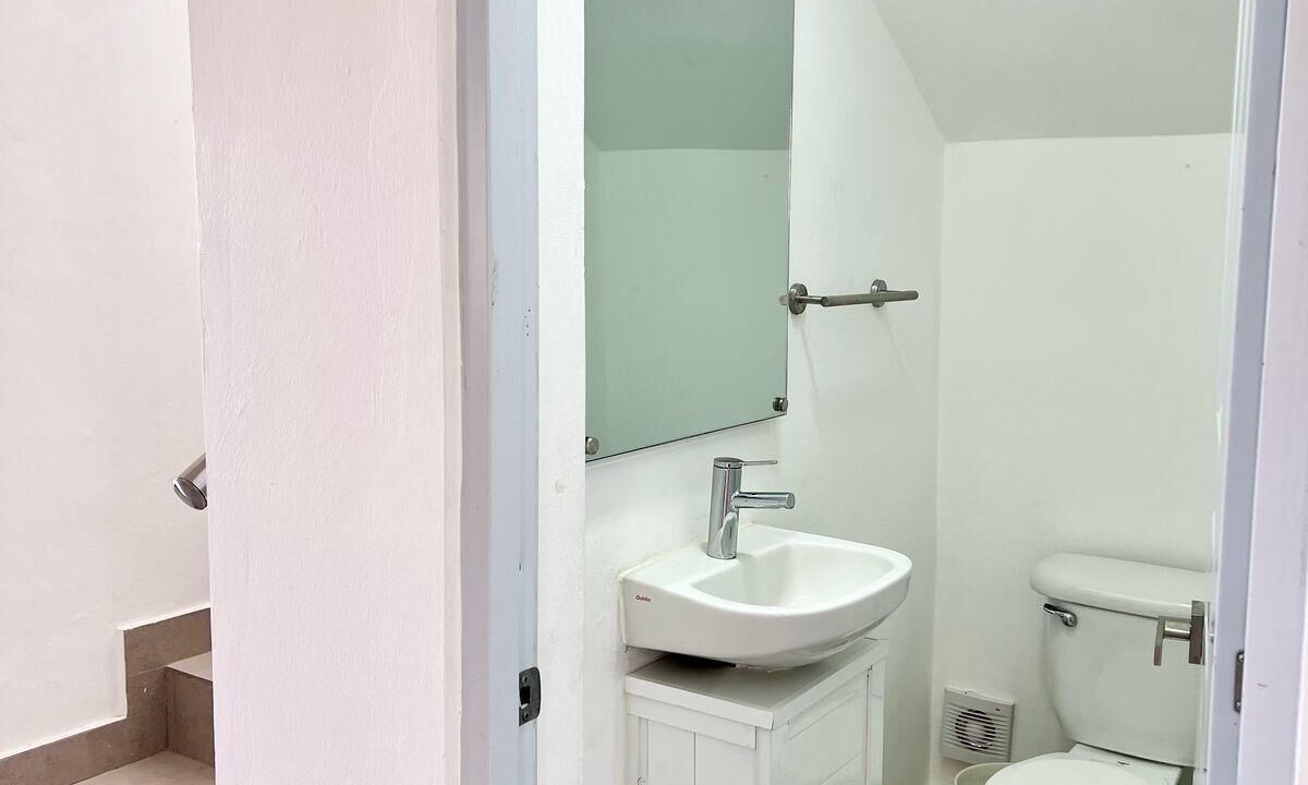 Photo of Bathroom in Munoz
