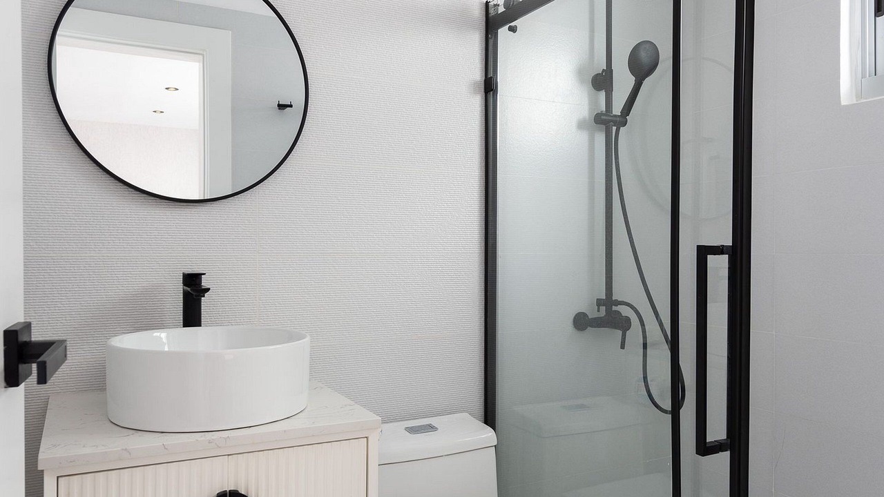 Photo of Bathroom in Yolanda Morales