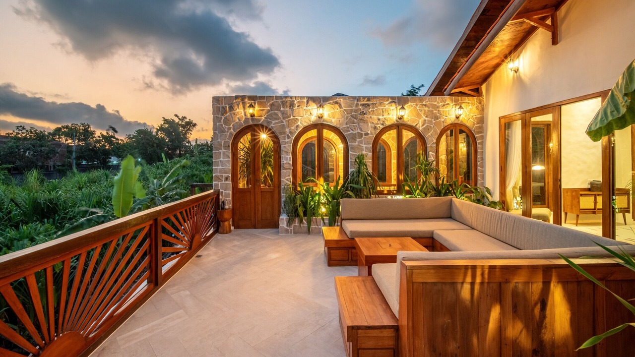Photo of Patio Balcony in Tumbak Bayuh