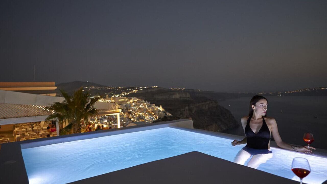 Photo of Outdoor in Fira