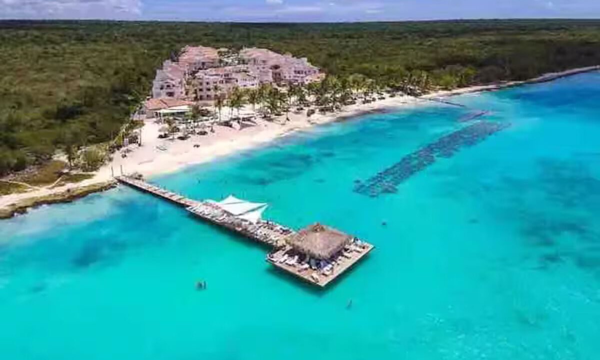 Photo of Others in Dominicus