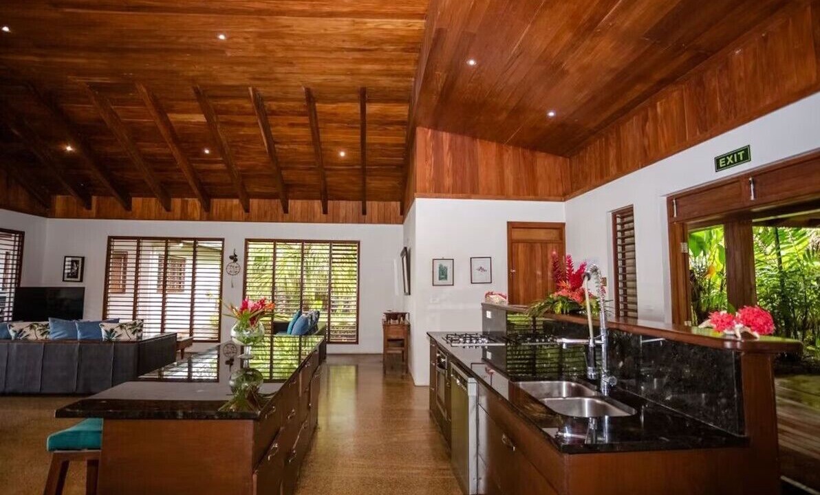 Photo of Kitchen in Tagaqe