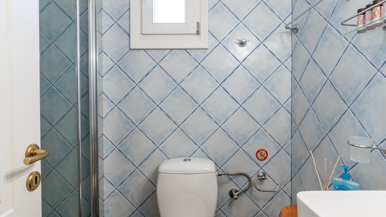 Photo of Bathroom in Kini