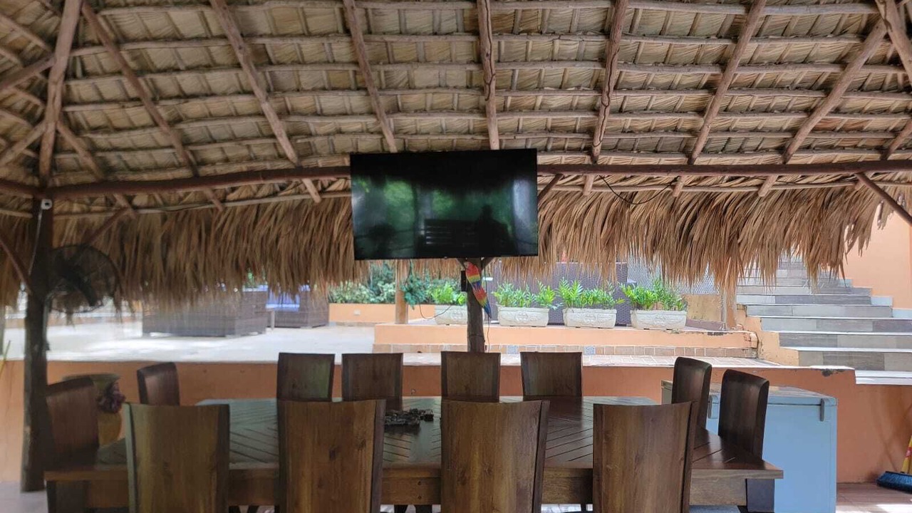 Photo of Outdoor in Pedro Brand