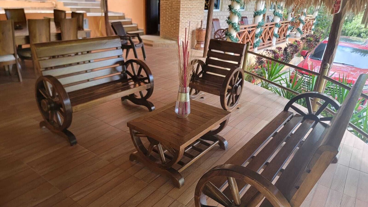 Photo of Outdoor in Pedro Brand