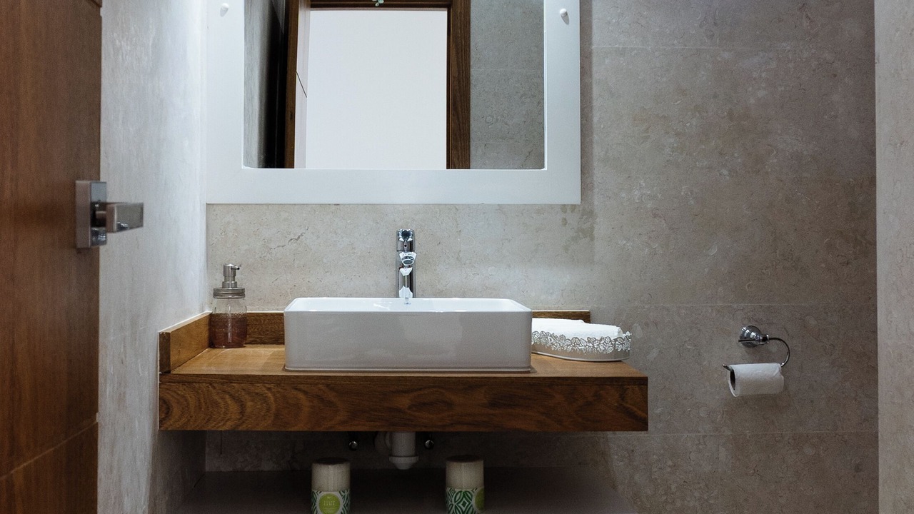 Photo of Bathroom in El Callejon