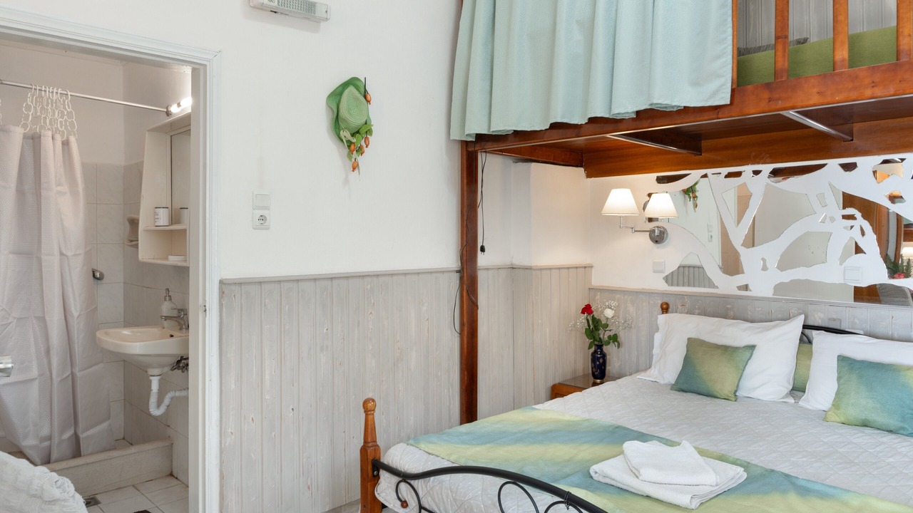 Photo of Bedroom in Panormos